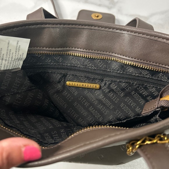 Steve Madden Satchel Bucket Bag Purse Brown Embossed Logo Chain Accent‎ - Picture 13 of 16